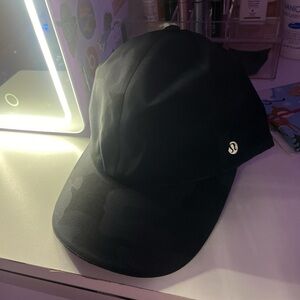 lululemon athletica Sleek Black Hat